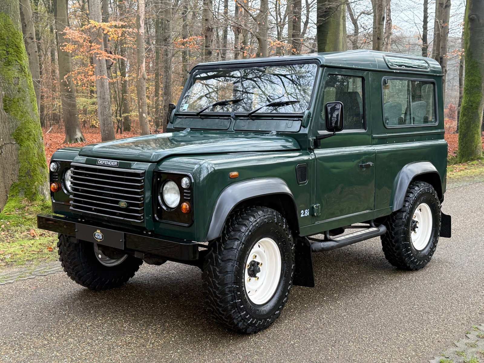 2000 RHD Defender 90 Stationwagon with Factory fitted BMW M52 2.8 Petrol engine, only 90000 km