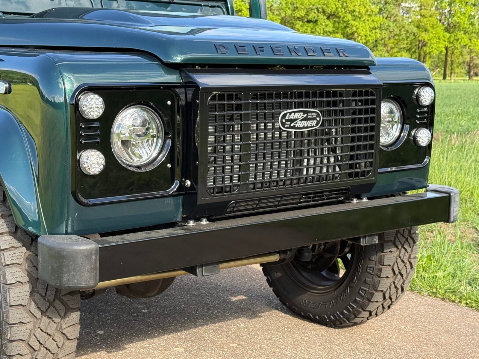 1995 Defender 90 300 Tdi, Grille and lighting detail