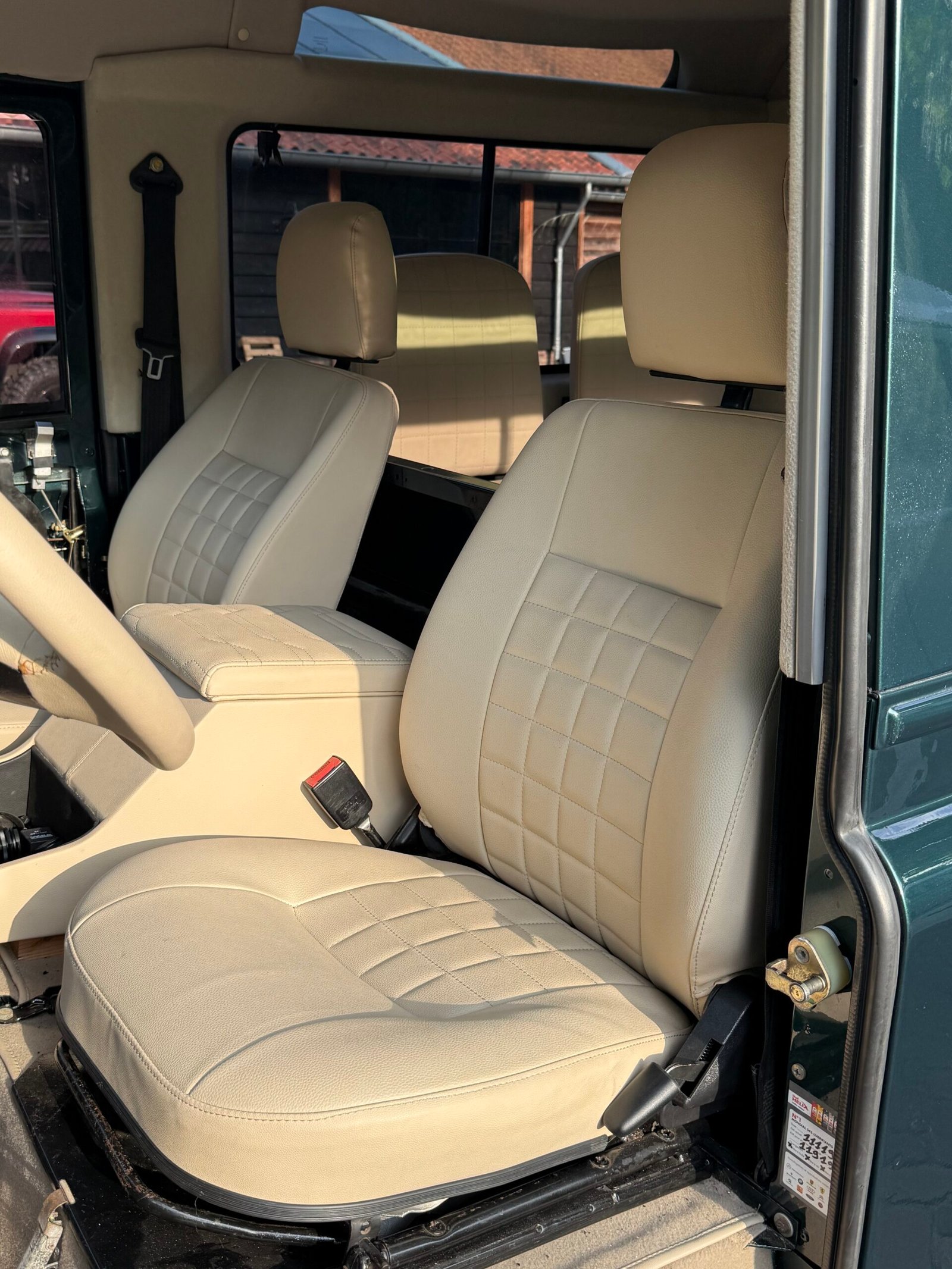 1995 Defender 90 300 Tdi, Interior materials