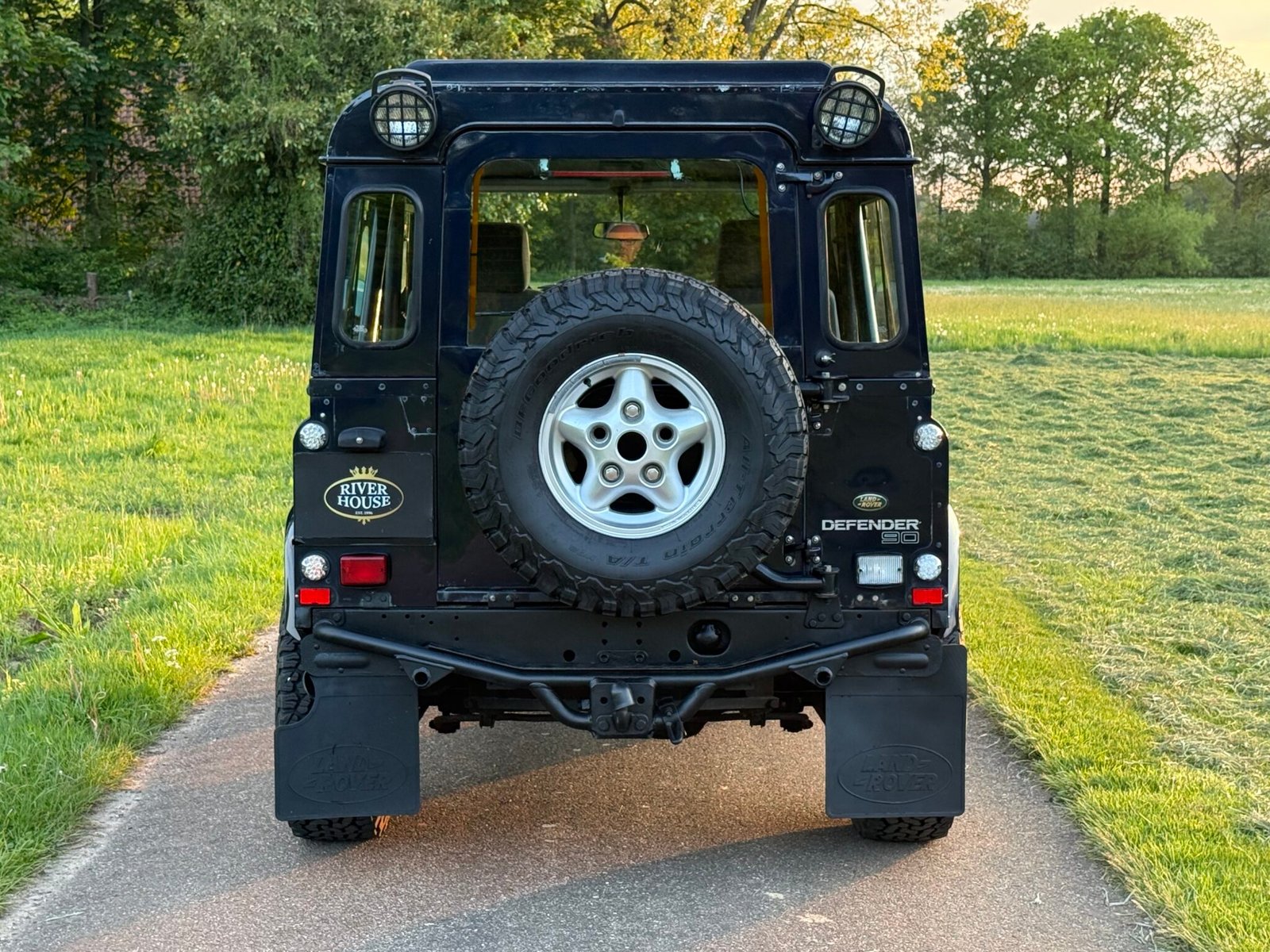 1999 Defender 90 Td5, Rear view