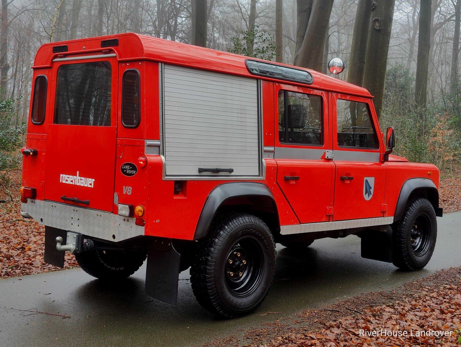 1989 Defender 110 vehicle photograph 03