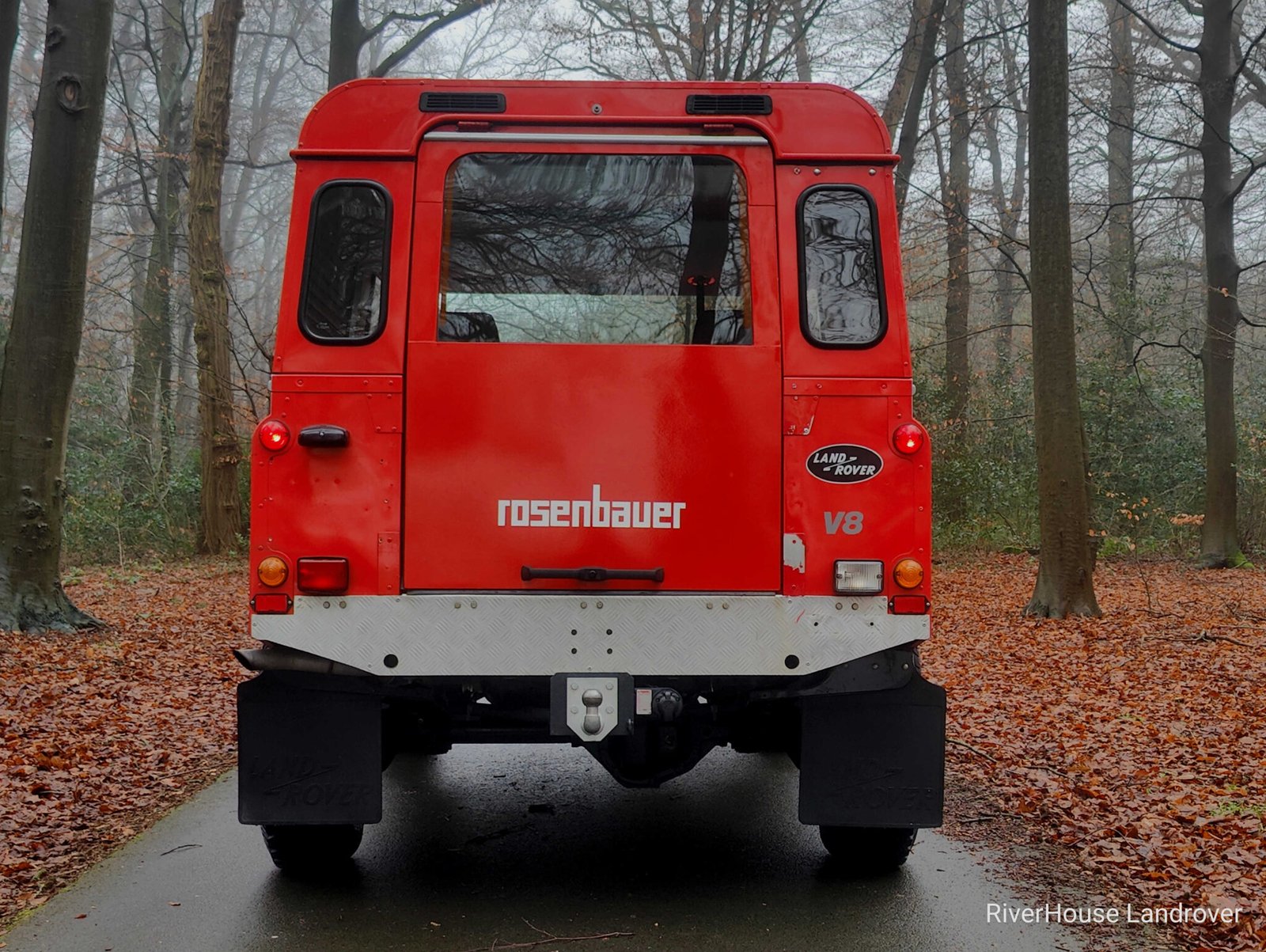 1989 Defender 110 vehicle photograph 04