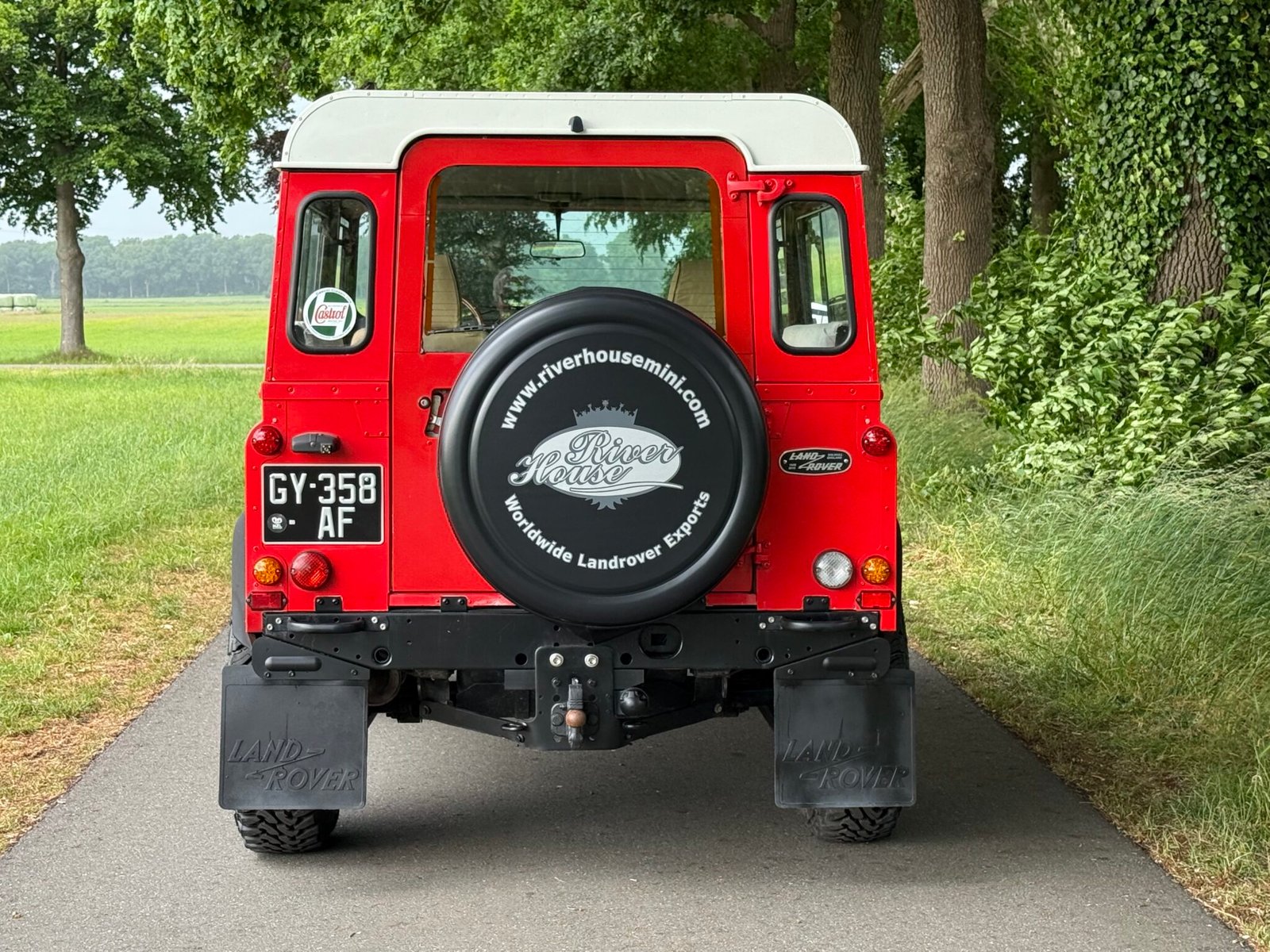 2001 Defender 90 Stationwagon vehicle photograph 05
