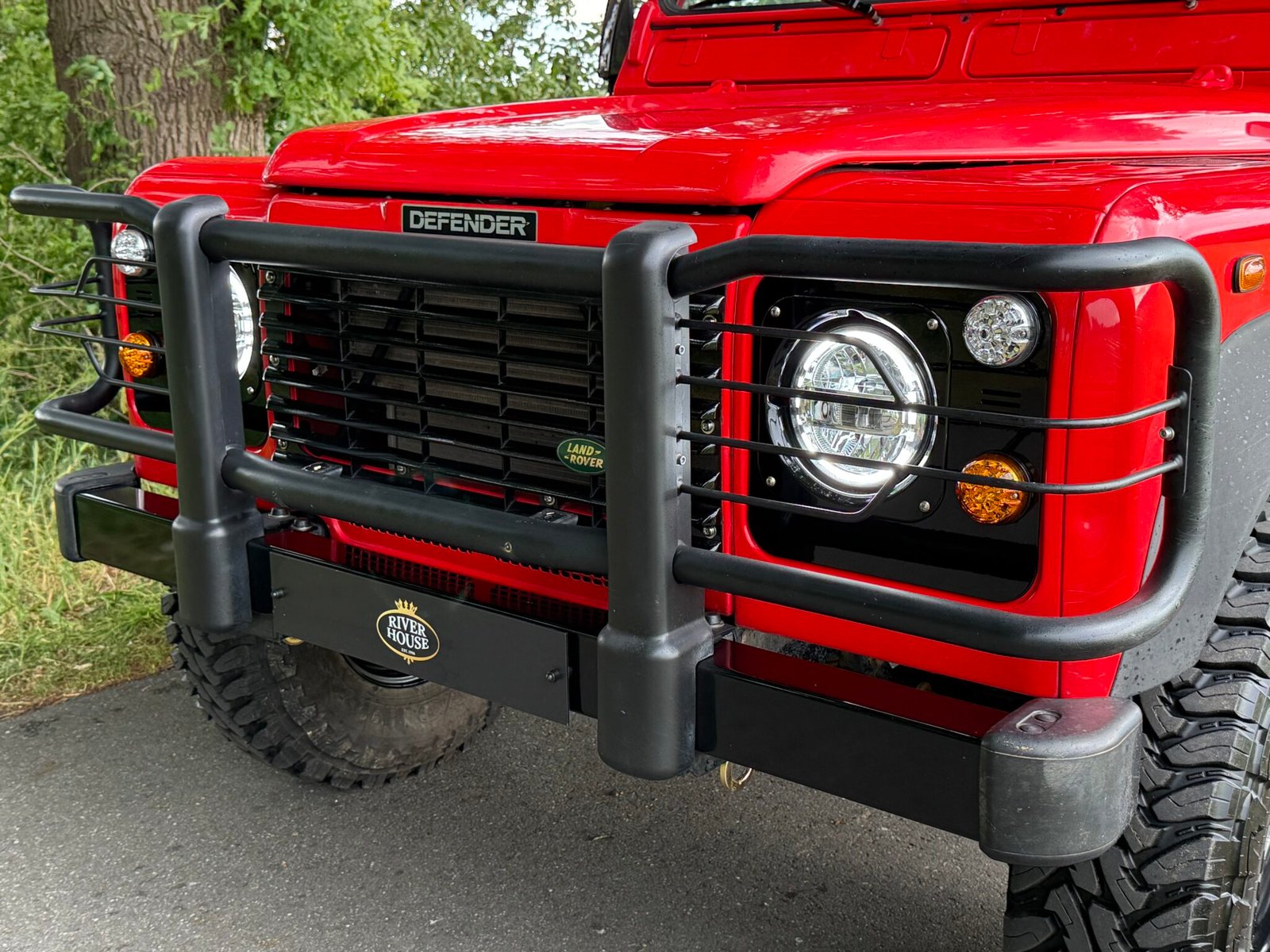 2001 Defender 90 Stationwagon vehicle photograph 06