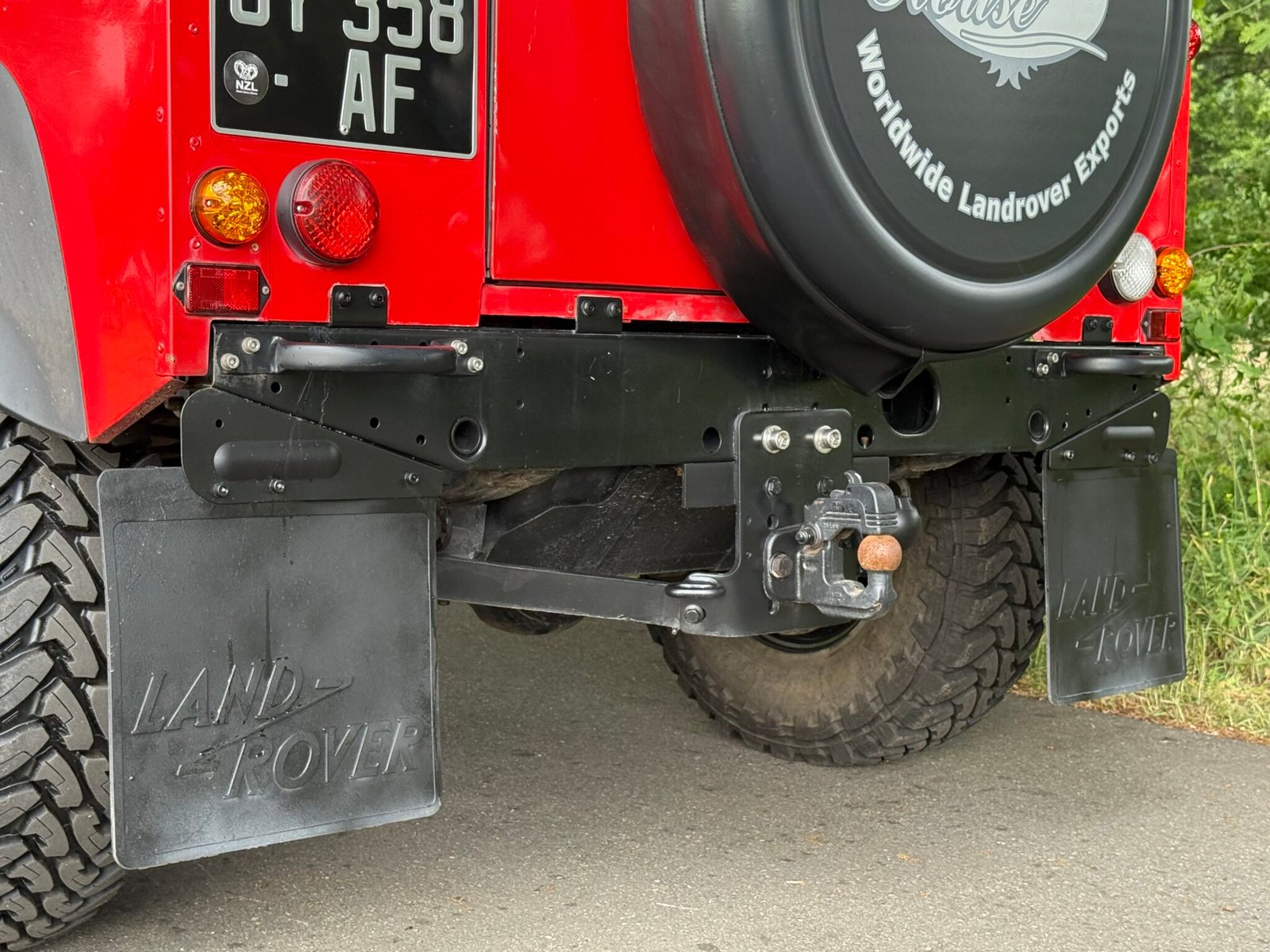2001 Defender 90 Stationwagon vehicle photograph 07