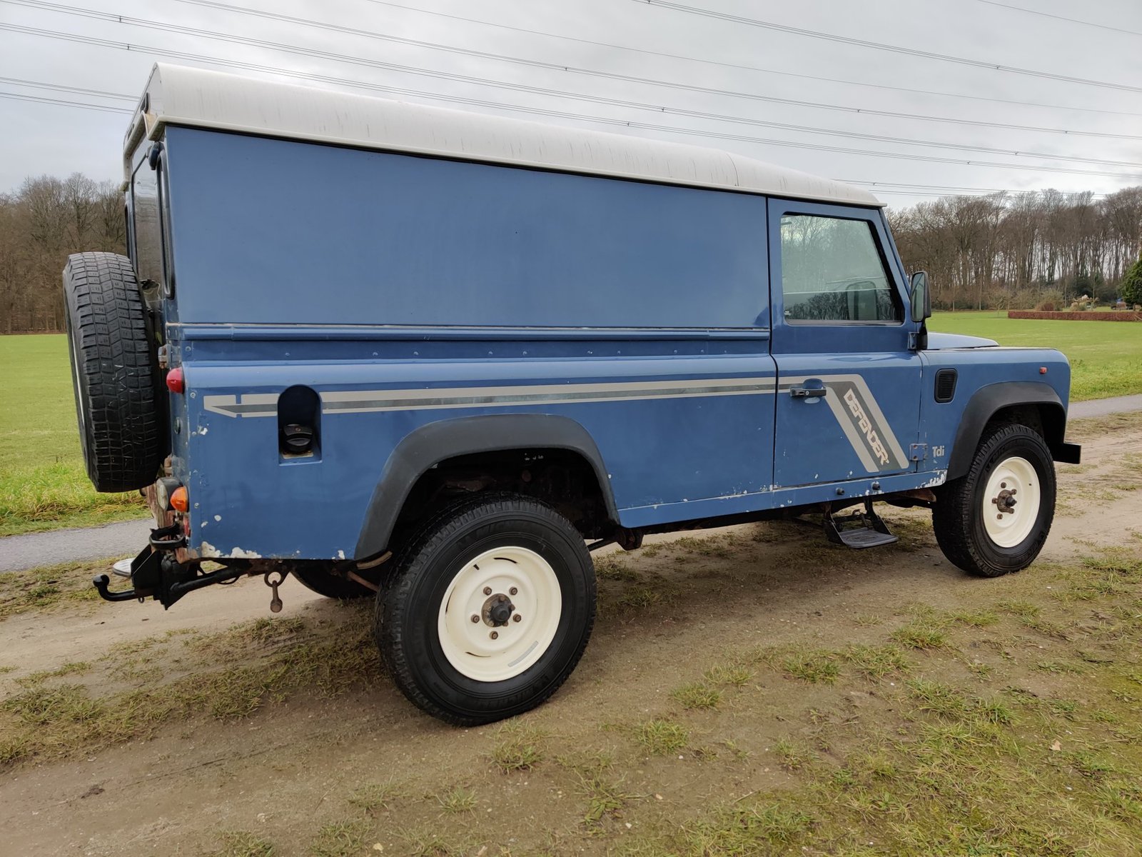 1995 Defender 110 vehicle photograph 03
