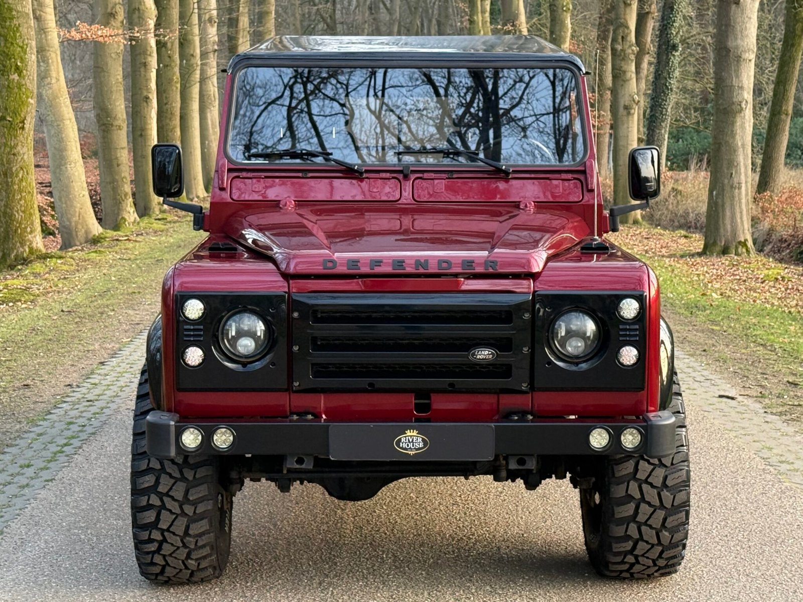 2006 Defender 130 Crewcab vehicle photograph 04