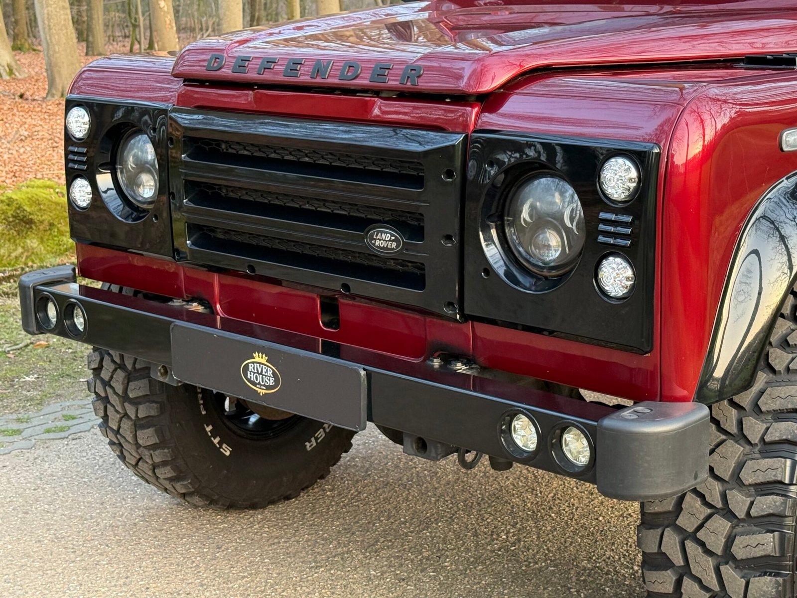 2006 Defender 130 Crewcab vehicle photograph 08