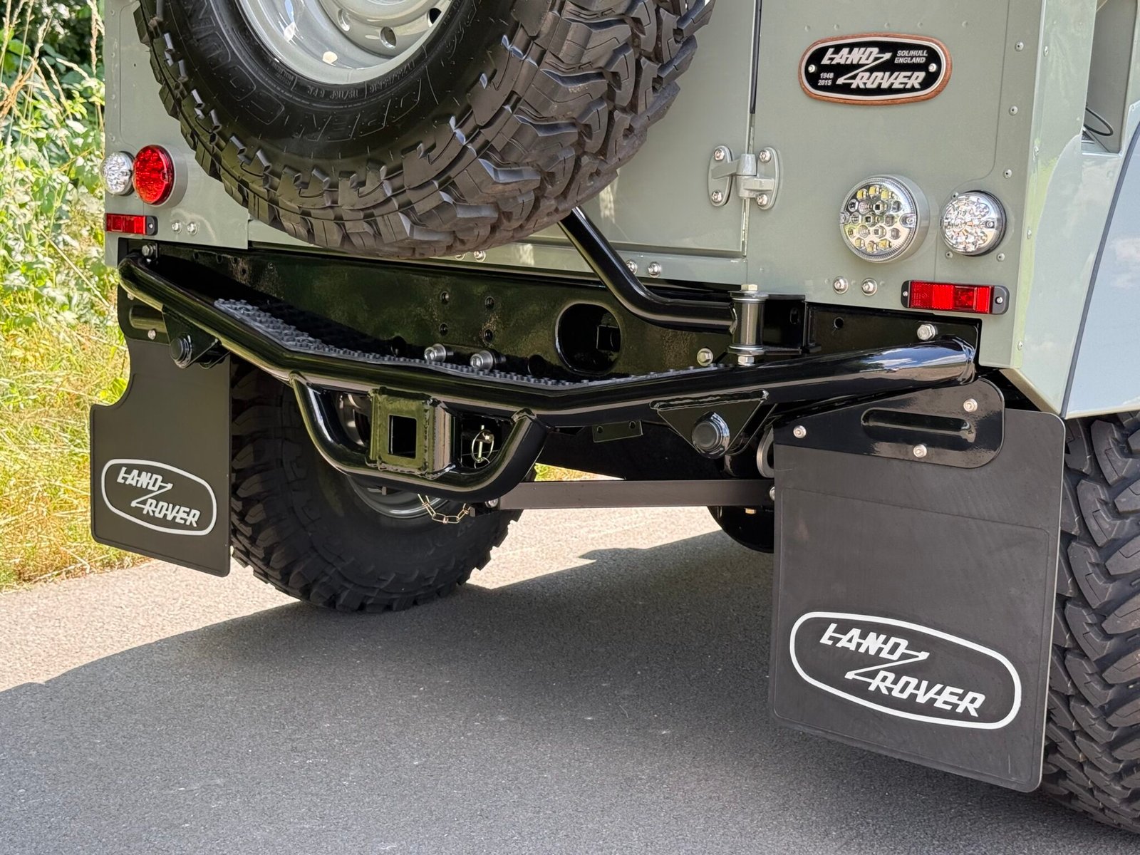 1999 Defender 90 vehicle photograph 06