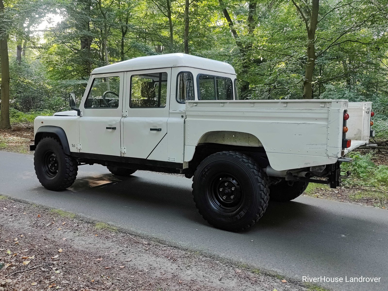 1997 Defender 130 CrewCab 300 Tdi White , unrestored