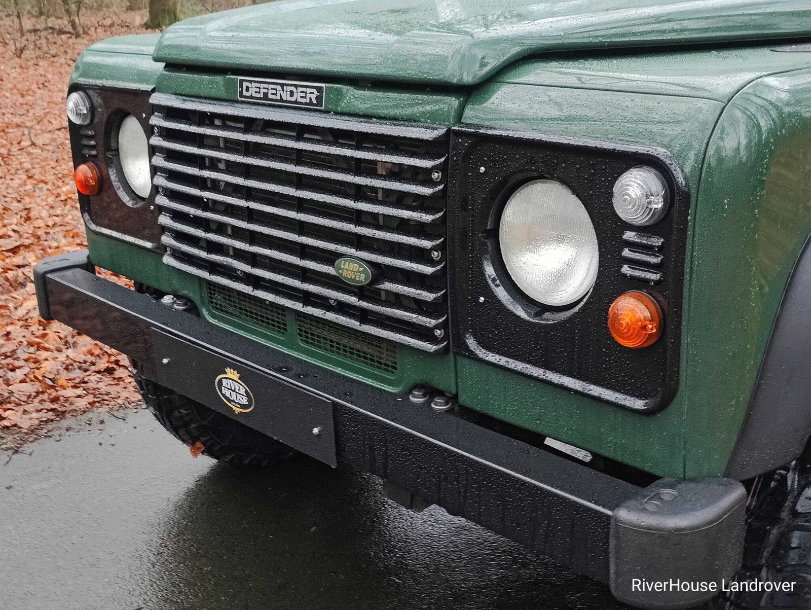1998 Defender 110 Td5 Stationwagon Conisten Green with AC