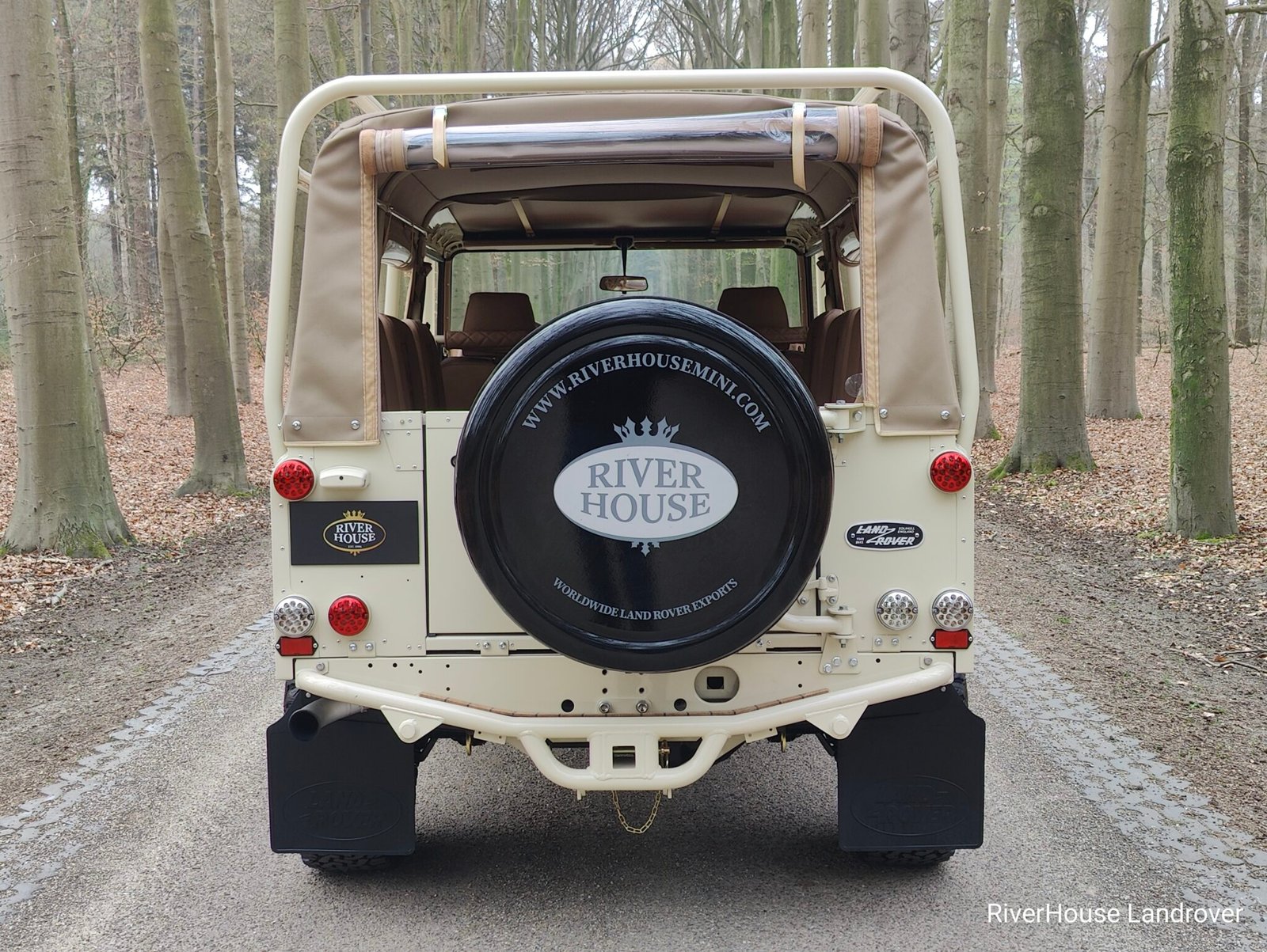 1999 Defender 110 Soft Top Td5 with only 19000 km