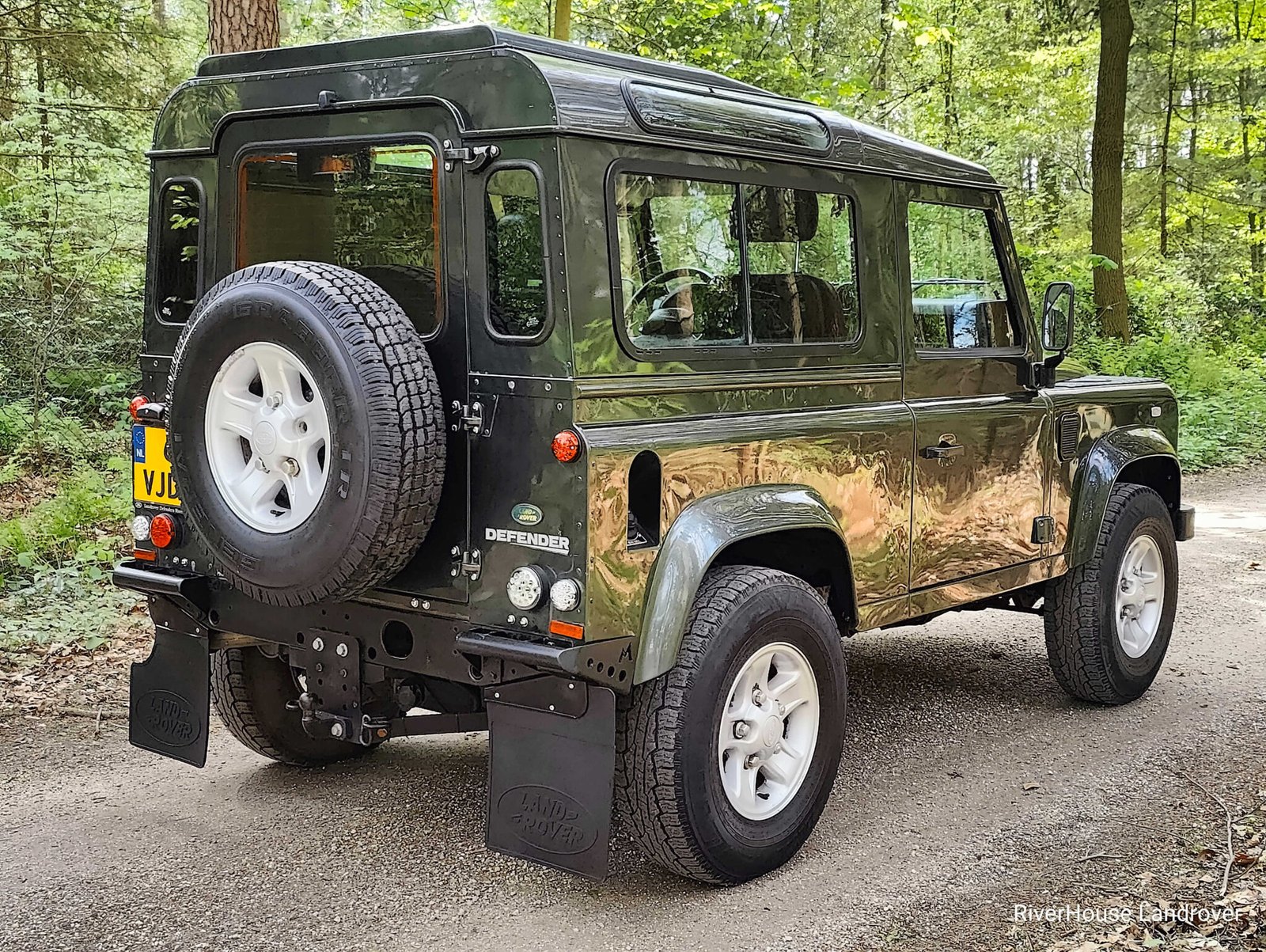 2007 Defender 90 2.4 Tdci Stationwagon Tonga Green