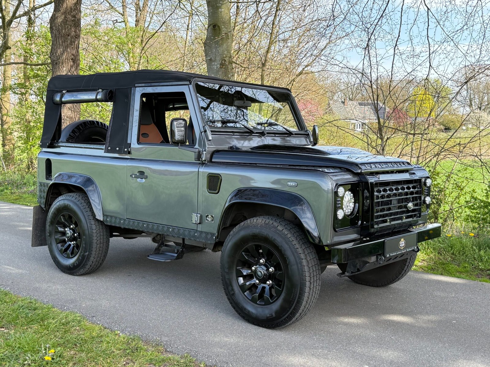 2010 Lhd Defender 90 Tdci Soft Top in Orkney Grey metallic - Riverhouse Landrover