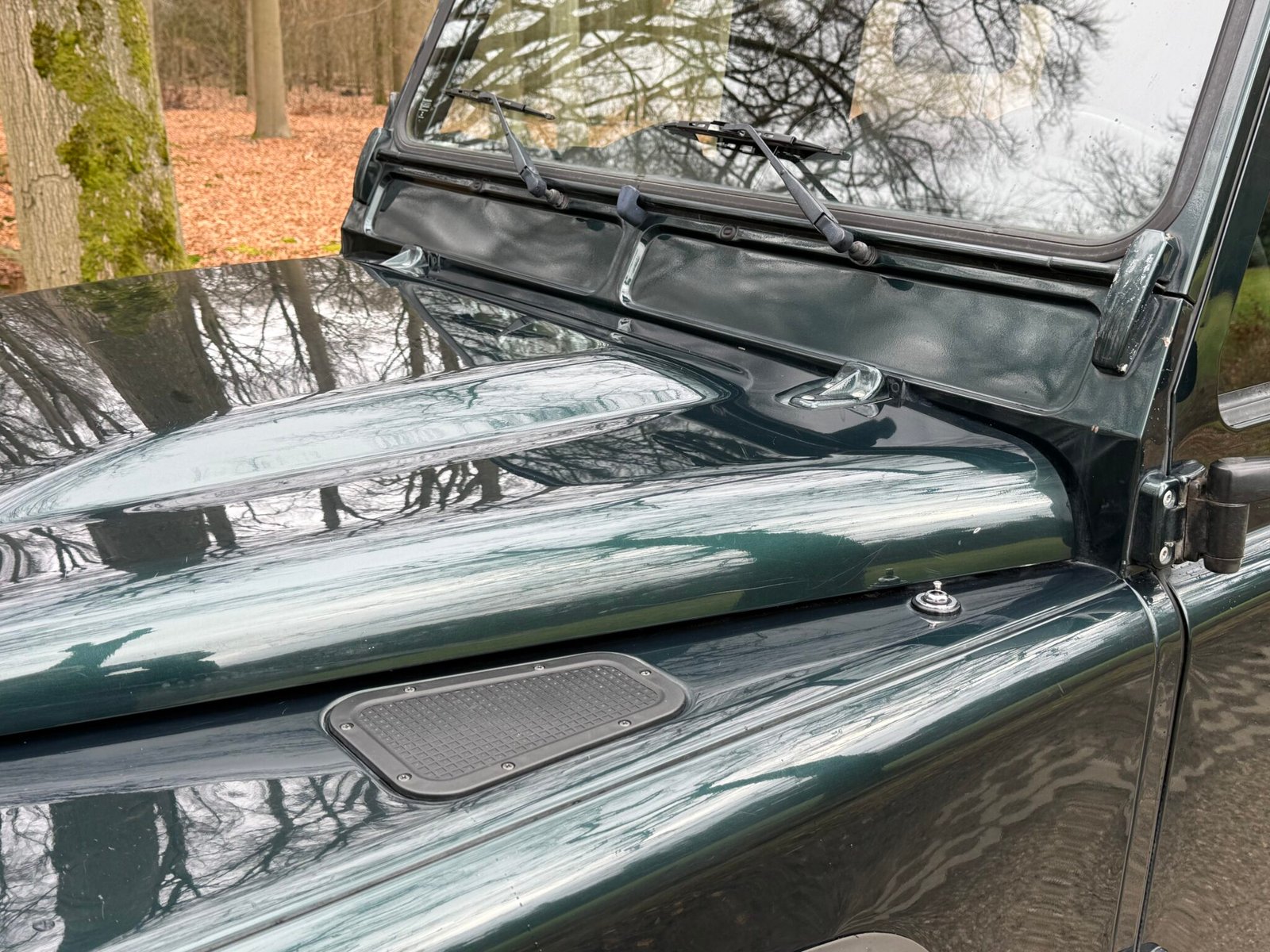 2013 LHD Defender 110 Hardtop 2.2 Tdci Aintree Green