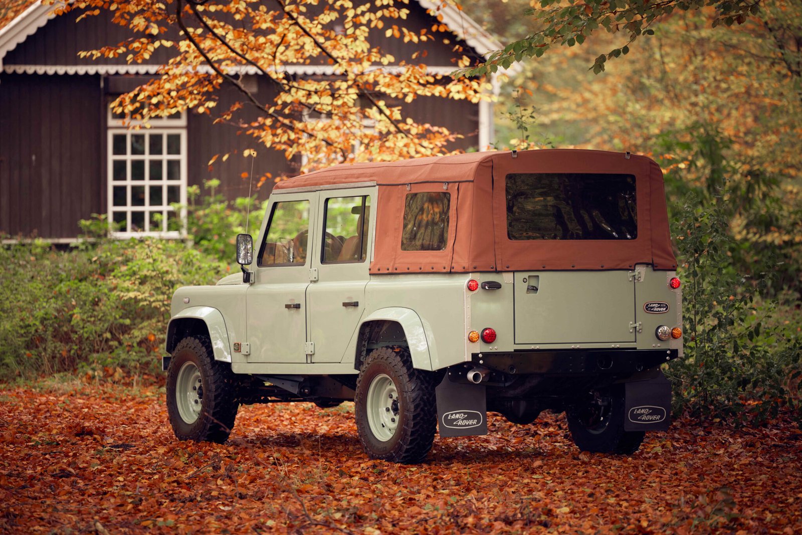 2014 LHD Defender 110 Soft Top 2.2 Tdci with AC